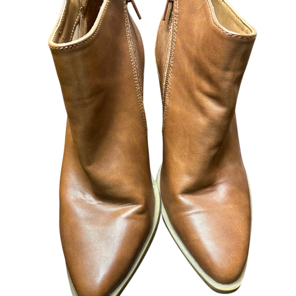 Universal Thread Brown Ankle Booties with Pointed Toe